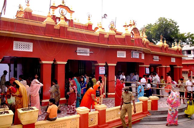 माँ राज राजेश्वरी देवी मंदिर