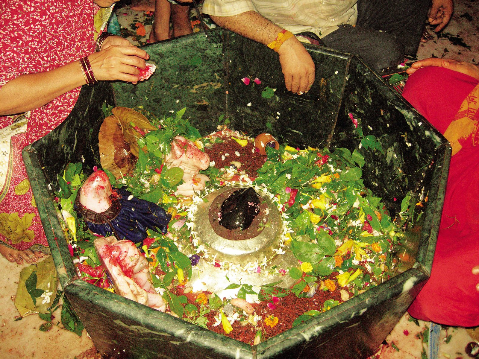 मंदिर का अधिग्रहण
